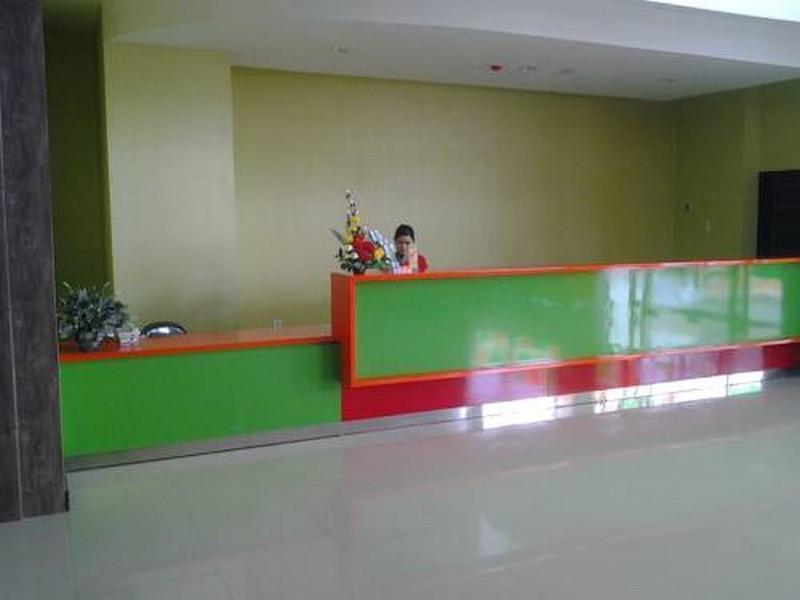 Urbanview Hotel Asyra Makassar Dış mekan fotoğraf