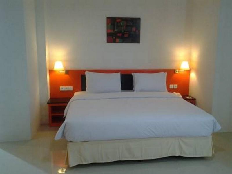 Urbanview Hotel Asyra Makassar Dış mekan fotoğraf